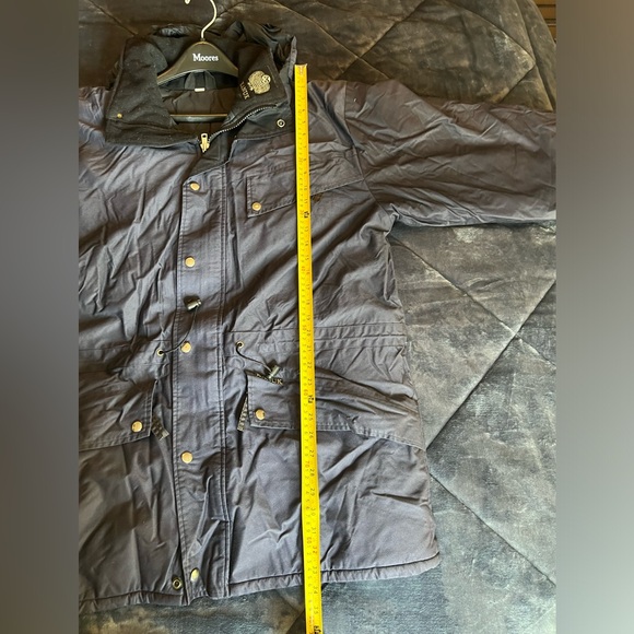 Kanuk winter coat size 1 - Picture 9 of 9